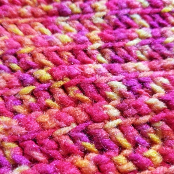 VTG CHILD SIZE/CRIB SIZE Afghan. - Picture 2 of 5